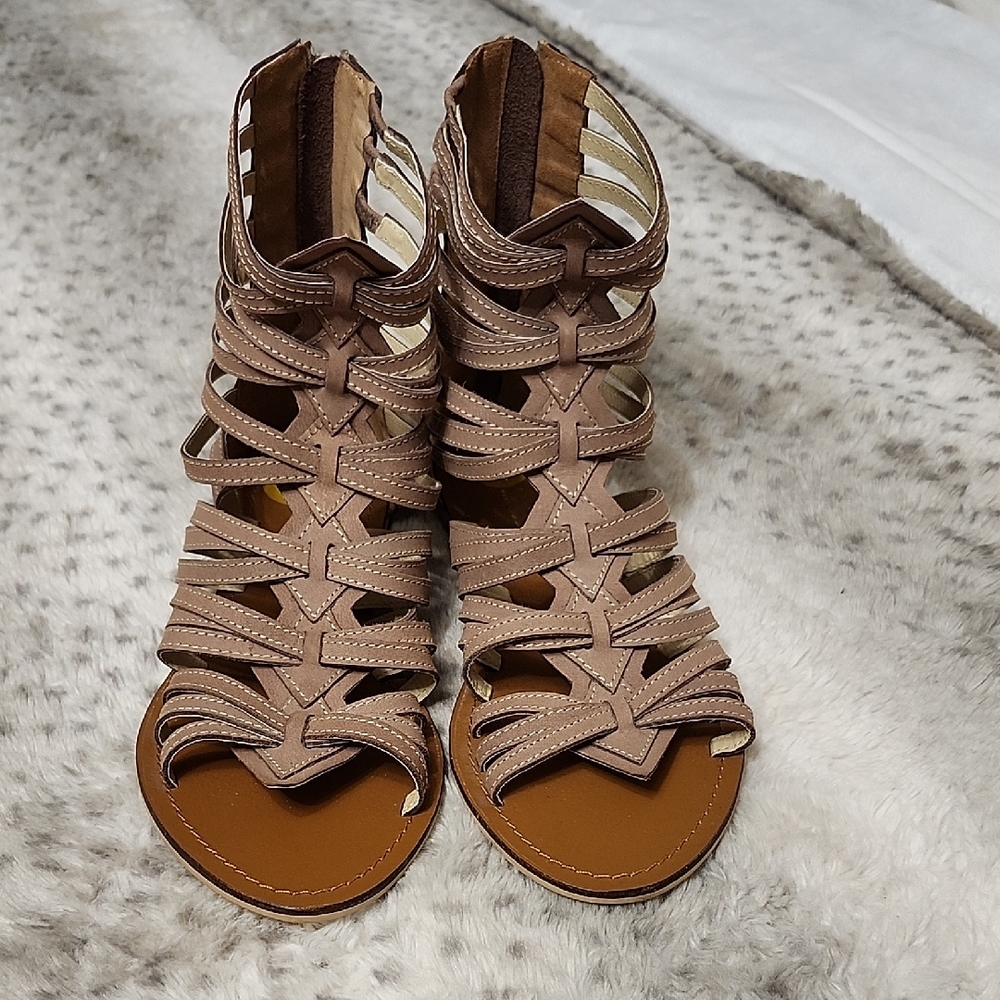 Women's Tan Strappy Sandals